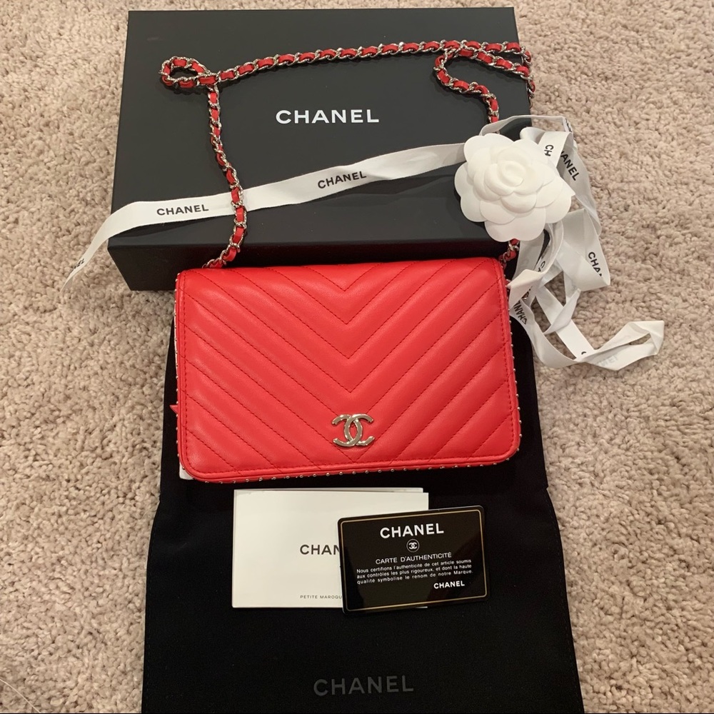 Brand new limited edition Chanel chevron WOC